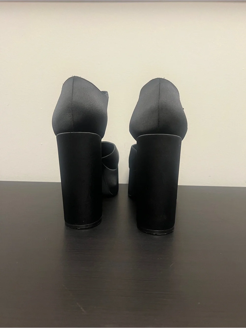 Jeffrey Campbell Ovr-N-Out Black Satin Ankle Strap Platform Pump Heel Size 9.5